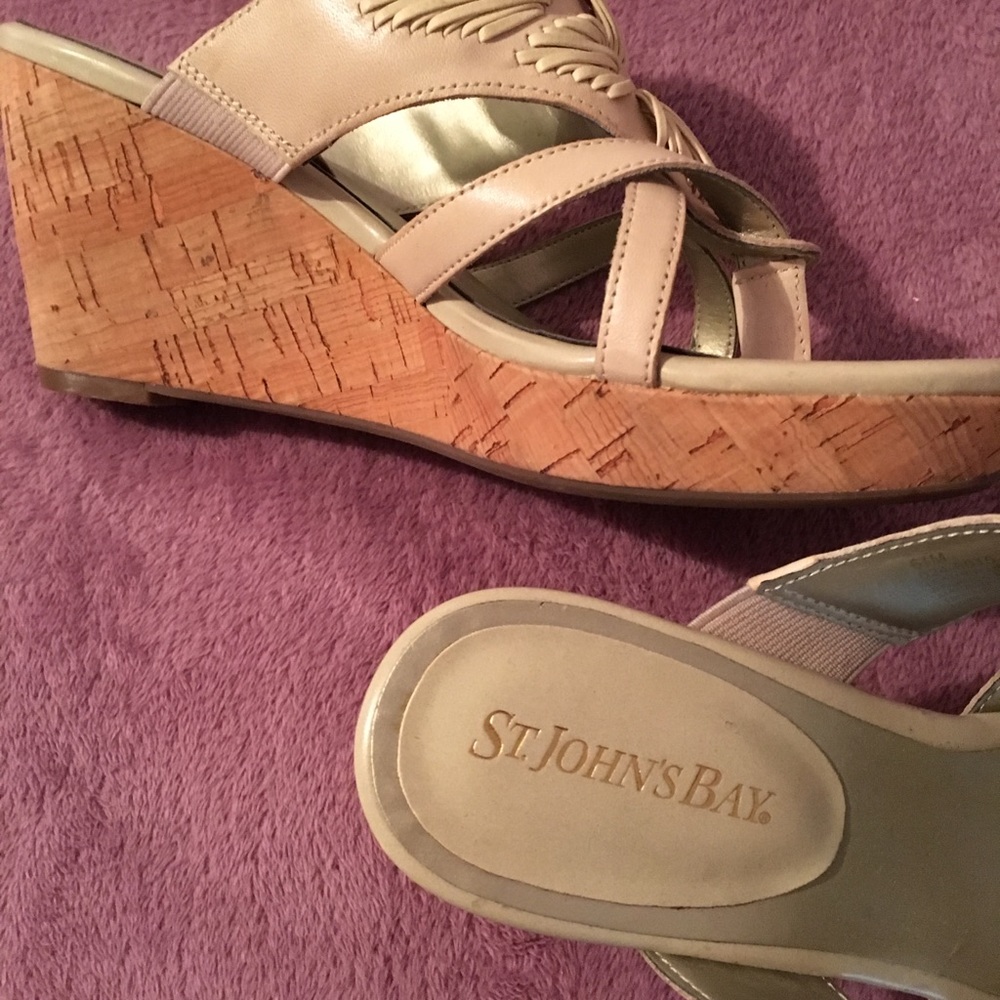 St. John’s Bay | Tan Wedges - Picture 3 of 3